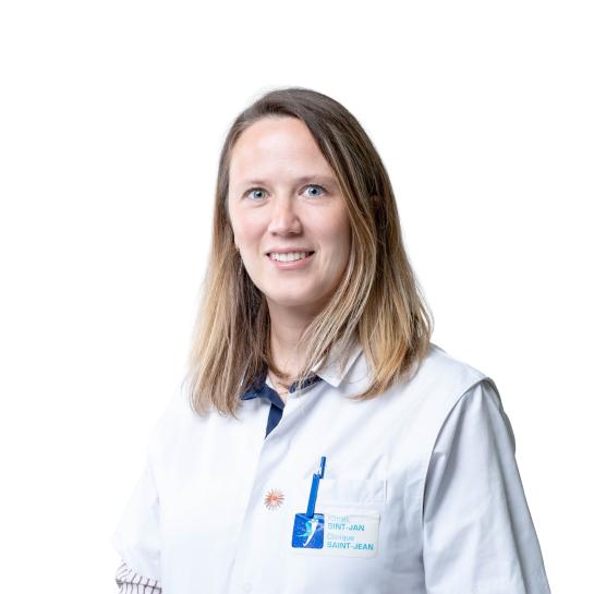 Dr Hannah VERSCHUERE, gynécologue de la Clinique de la Fertilité de la Clinique Saint-Jean